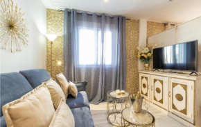1 Bedroom Stunning Apartment In Sevilla